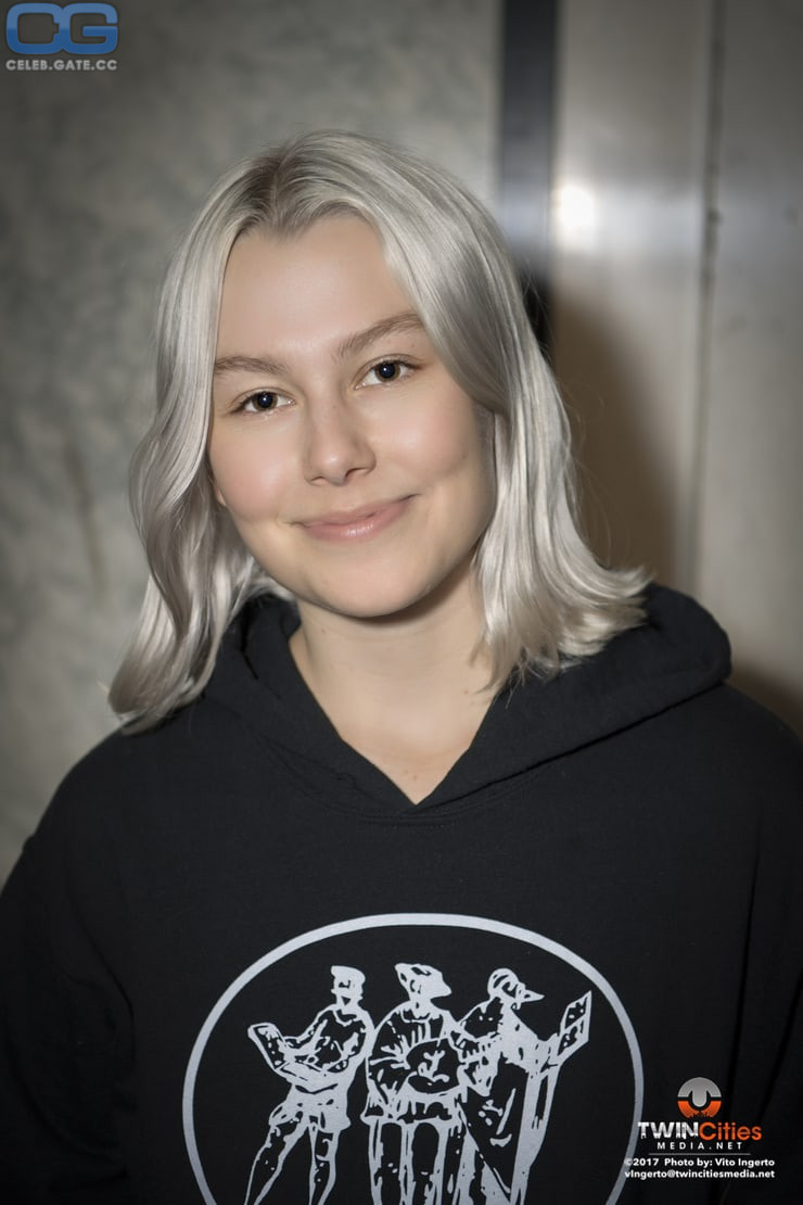 Phoebe Bridgers 