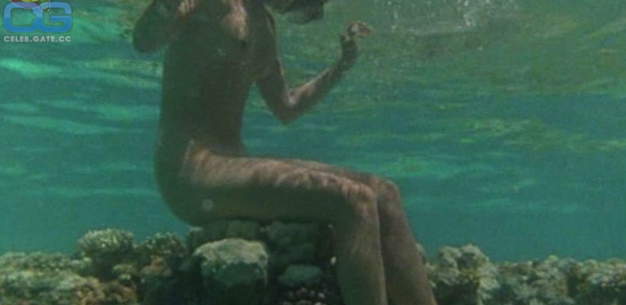 Phoebe Cates 