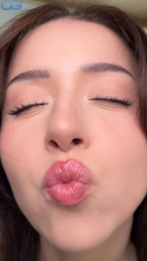 Pokimane 