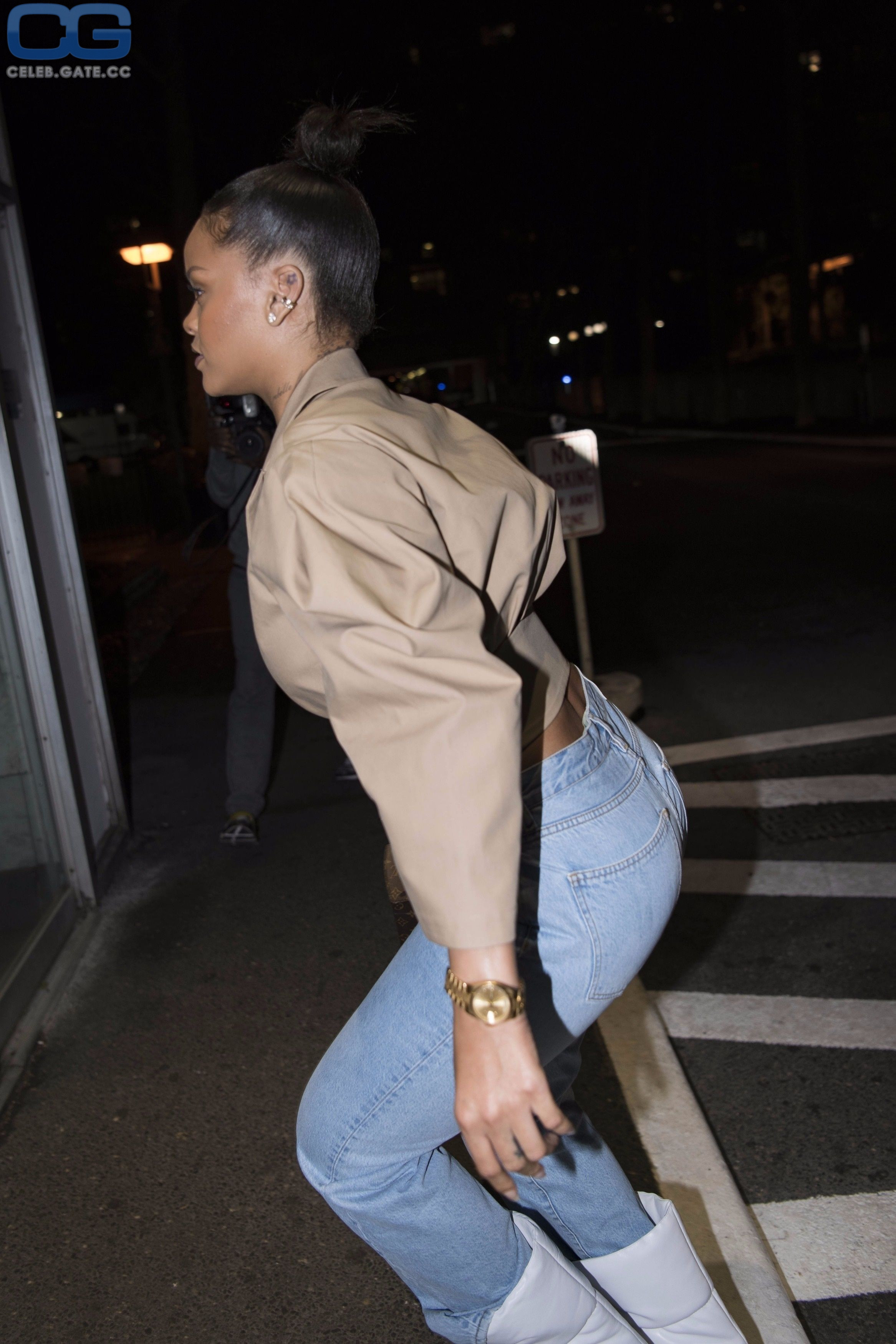 Rihanna jeans