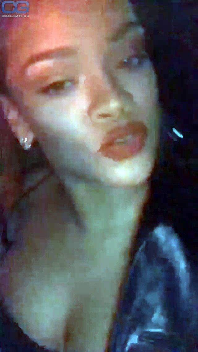 Rihanna leaked video