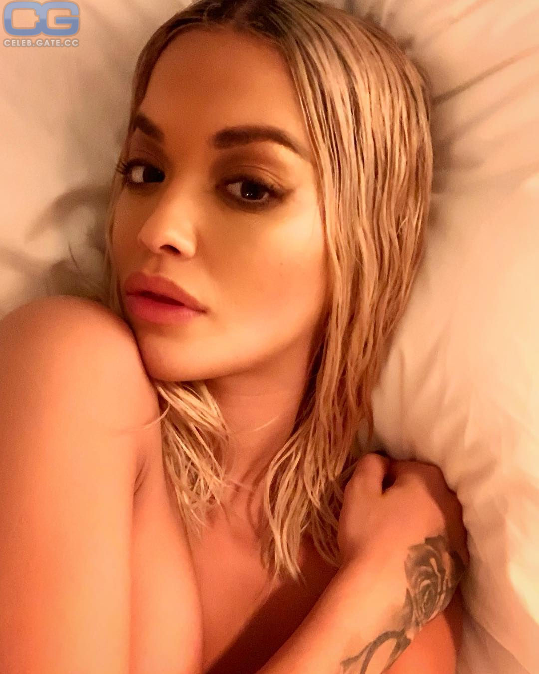 Rita Ora leaked nudes