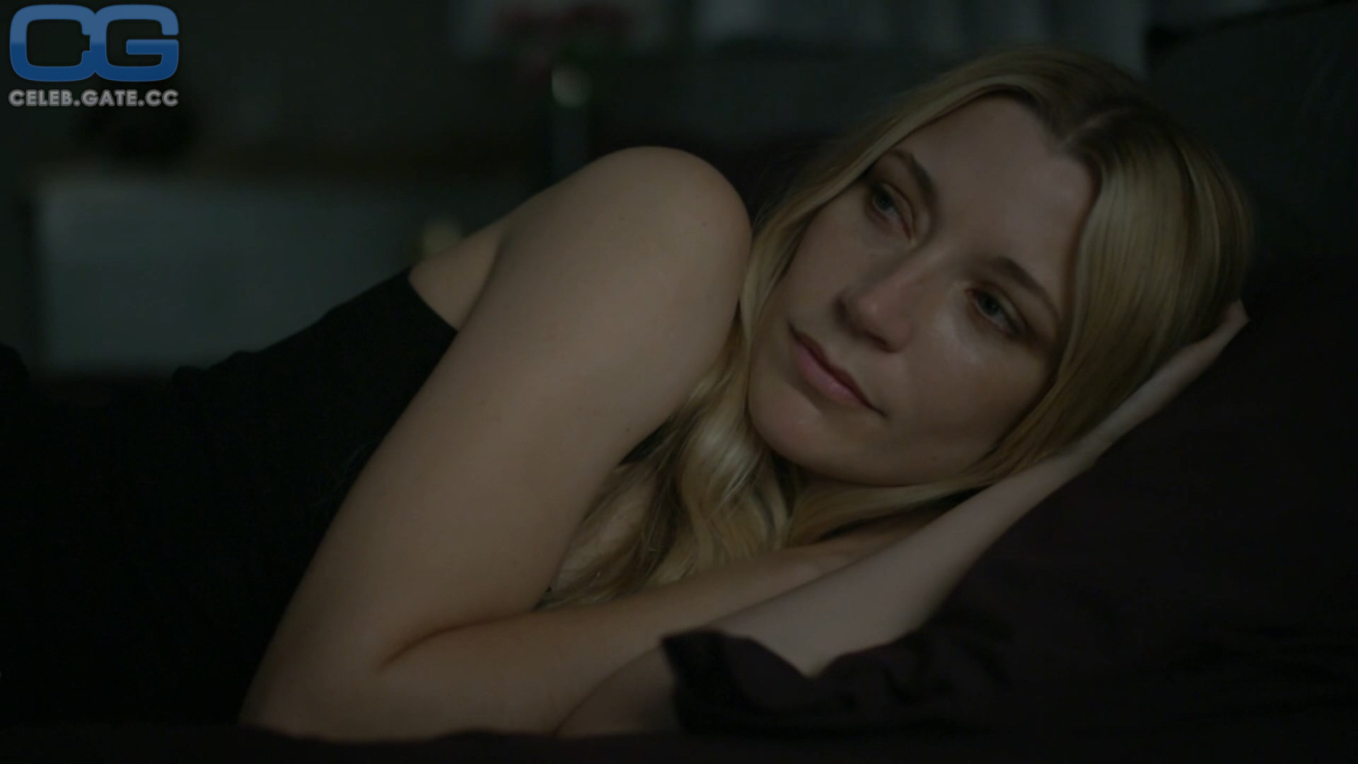 Sarah Roemer 
