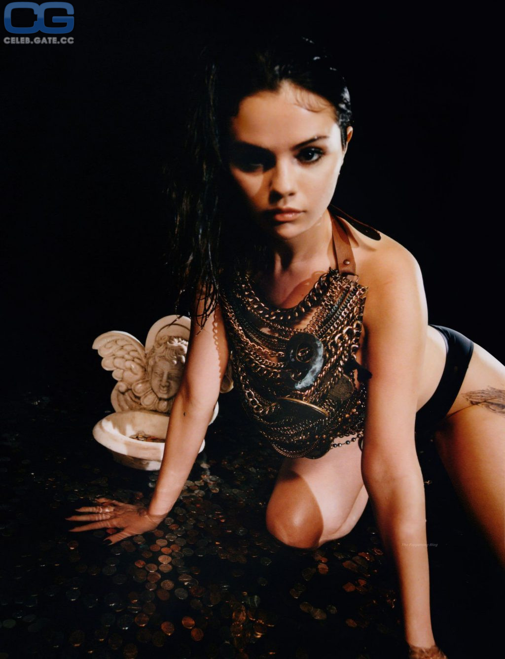 Selena Gomez Nude Photo Shoot