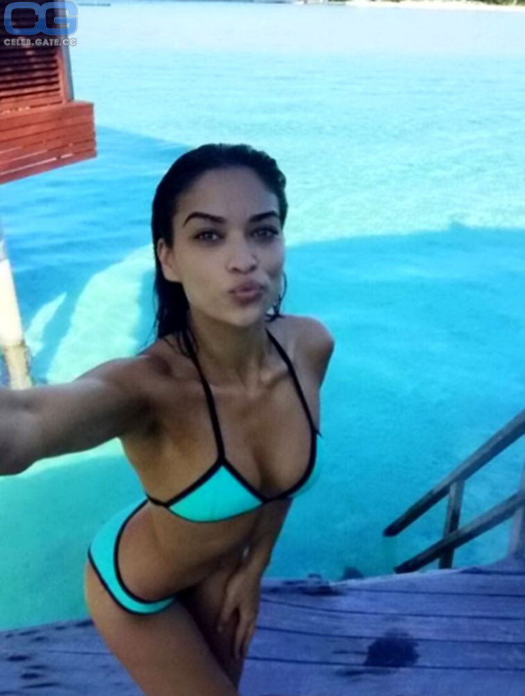 Shanina Shaik bikini