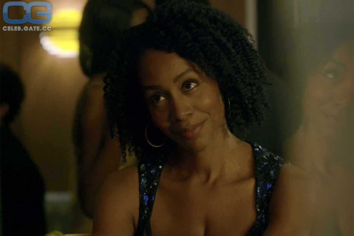 Simone Missick hot