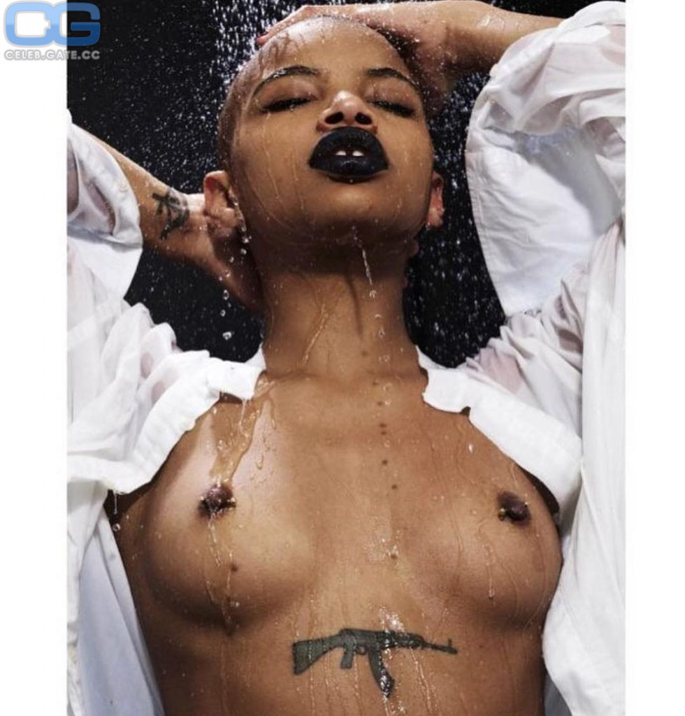 Slick Woods topless