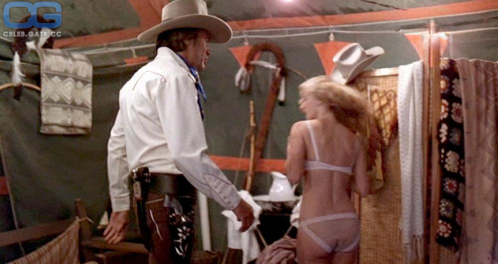 Sondra Locke 