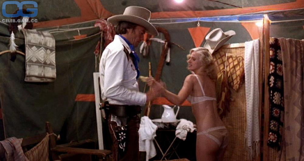 Sondra Locke 