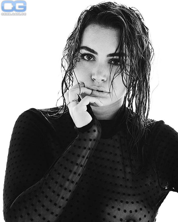 Sophie Simmons see through