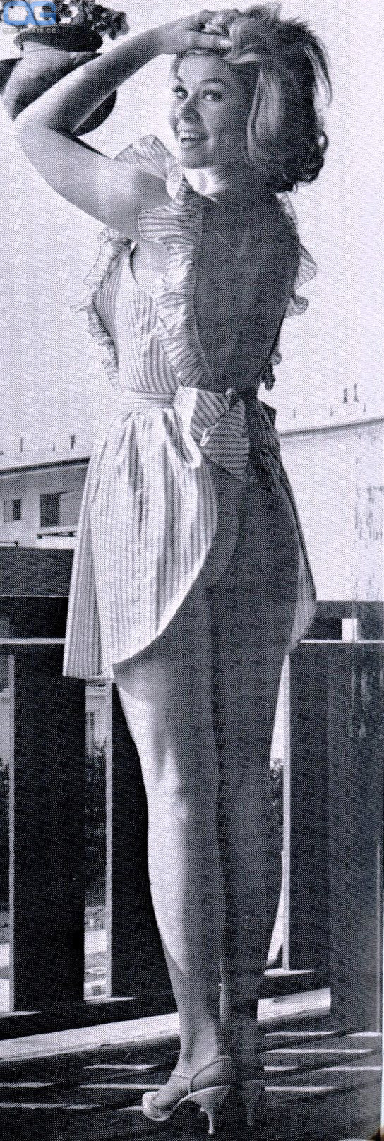 Sue Ane Langdon 