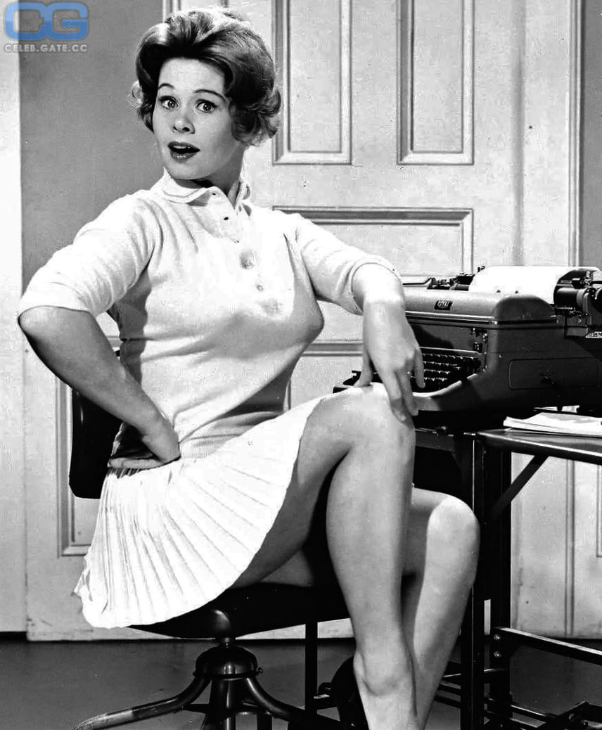 Sue Ane Langdon 