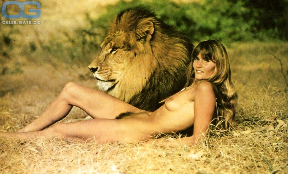 Susan Backlinie 