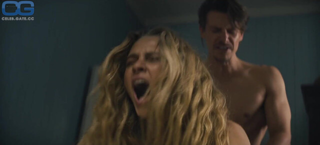 Teresa Palmer 