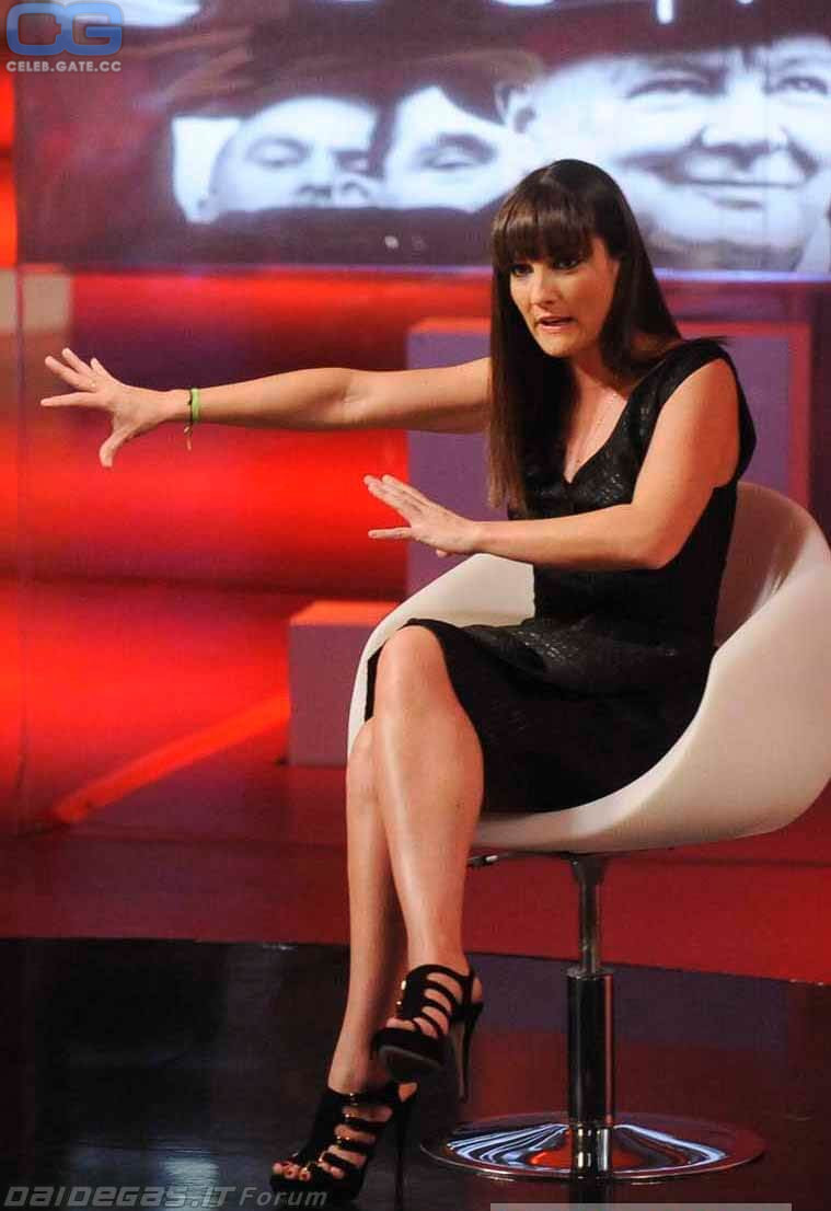 Victoria Cabello 