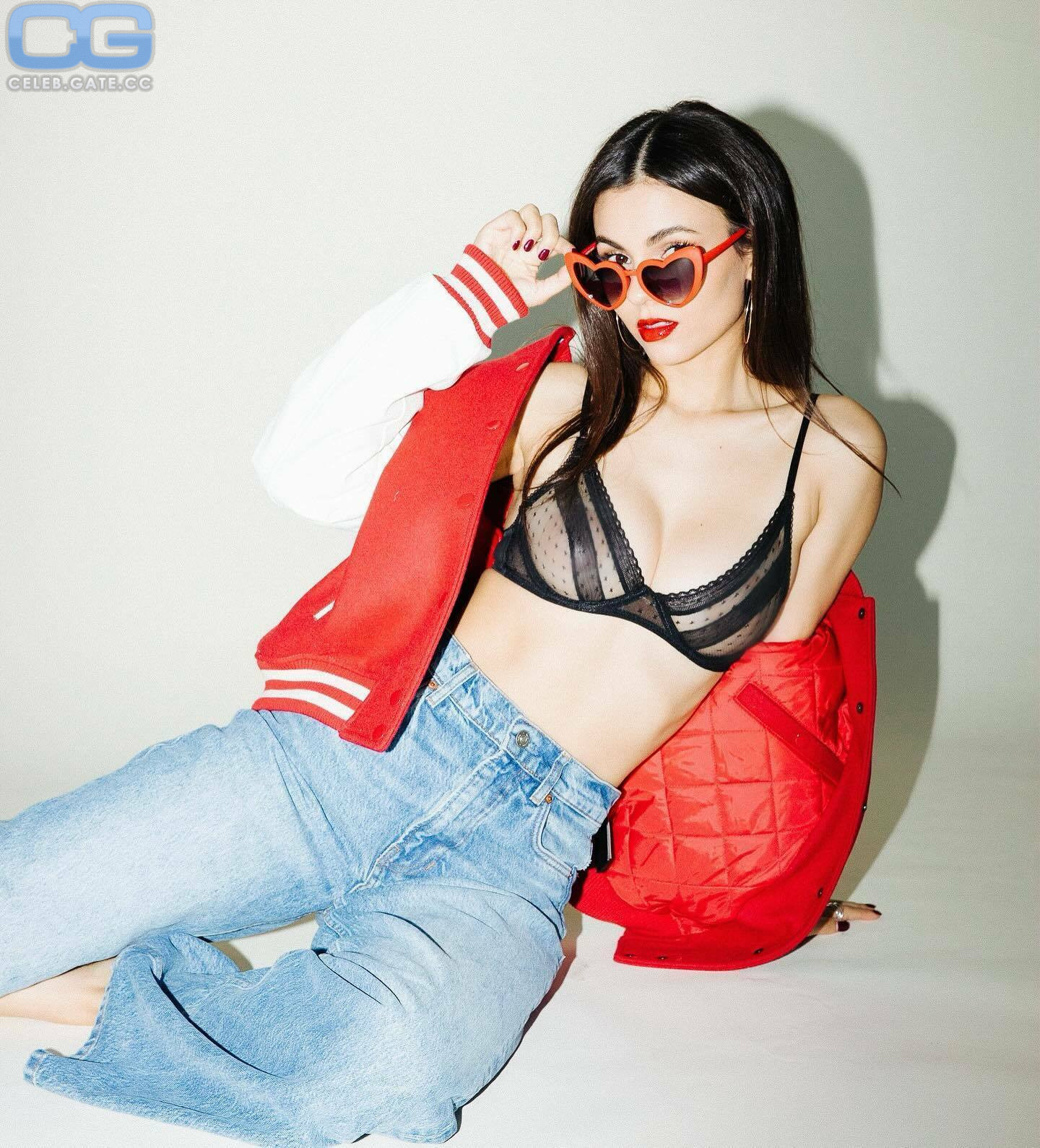 Victoria Justice 