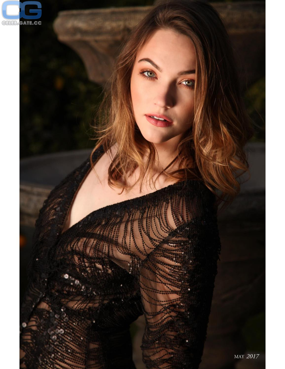 Violett Beane 