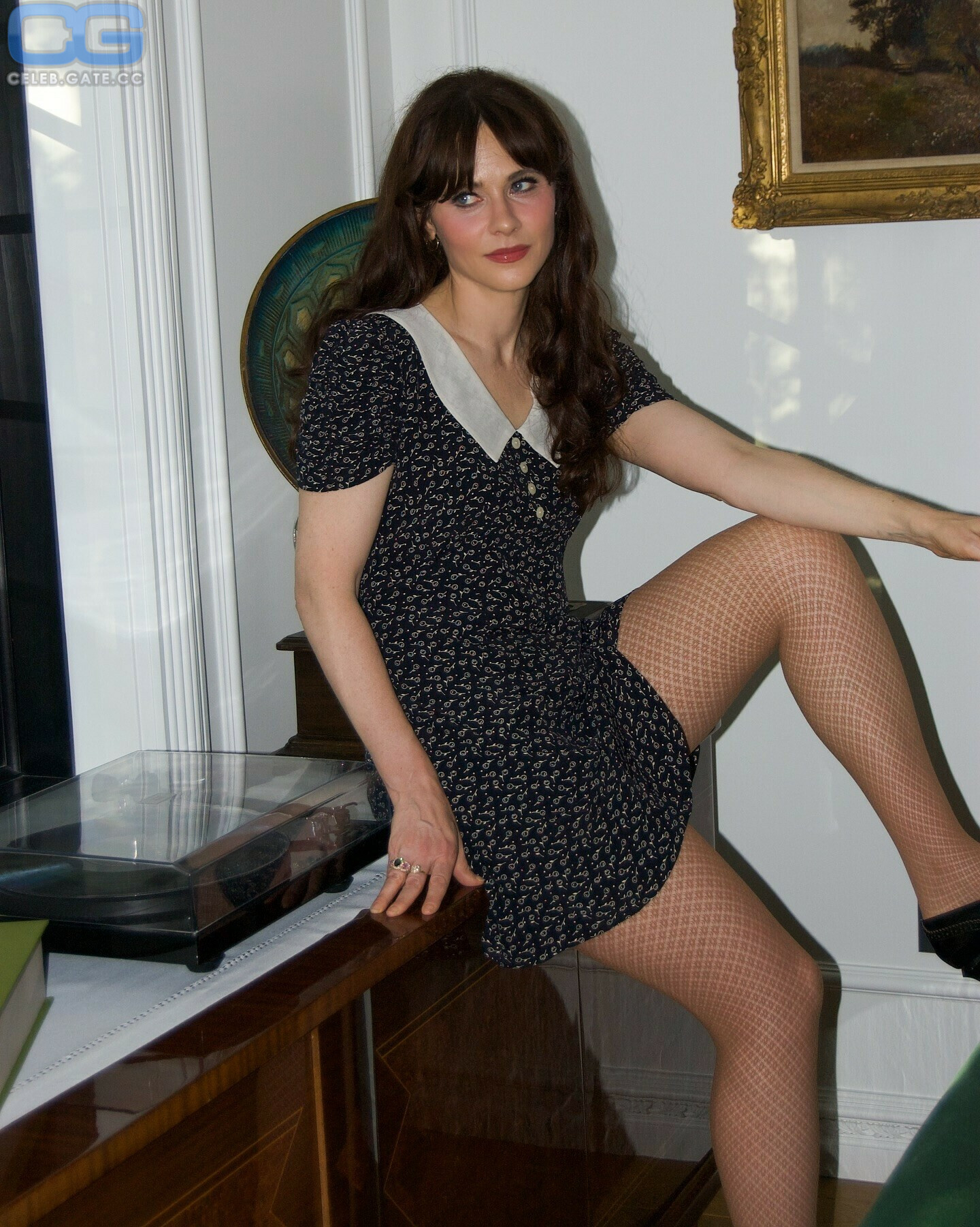 Zooey Deschanel 